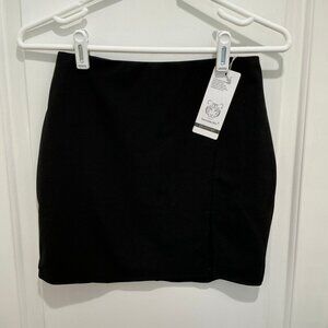 Canton Walker Skirt, Black size XS, NWT